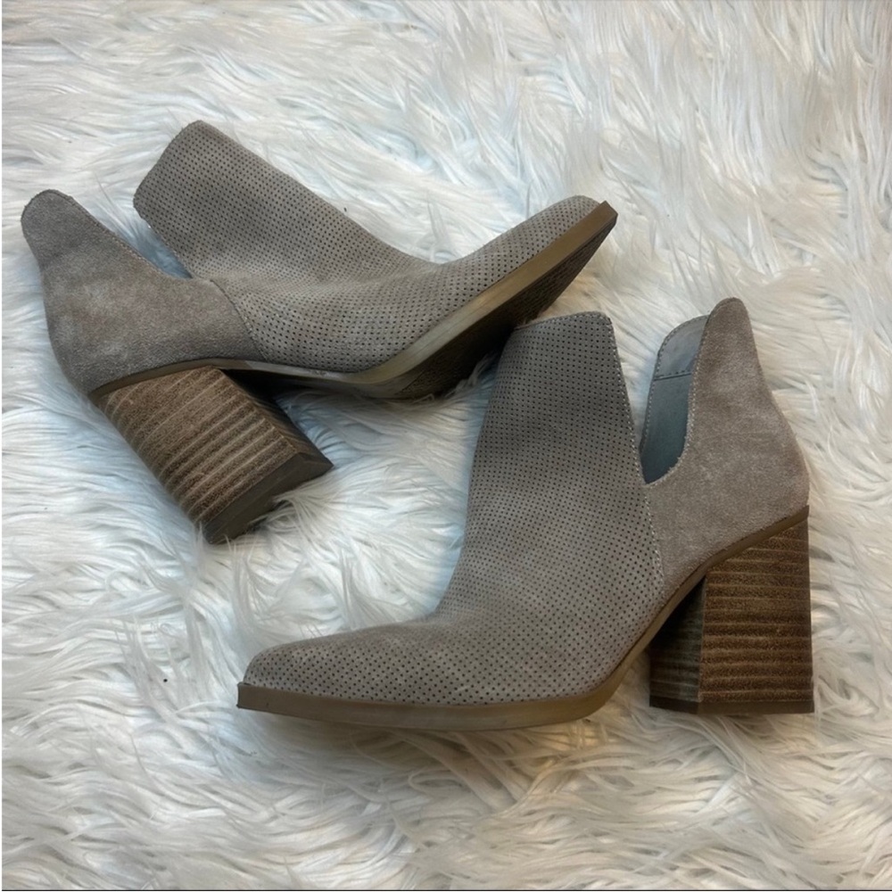 Marc Fisher boots